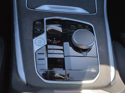 Certified 2025 BMW X5 sDrive40i RWD image 24