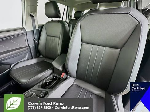 Used 2023 Volkswagen Tiguan SE w/ Panoramic Sunroof Package AWD/4WD image 25