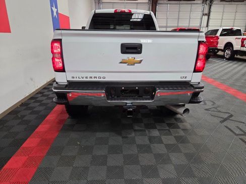 Used 2019 Chevrolet Silverado 2500 LTZ w/ Duramax Plus Package AWD/4WD image 26