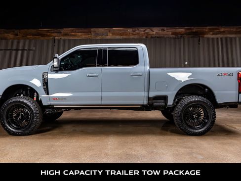 Used 2026 Ford F250 Platinum image 6