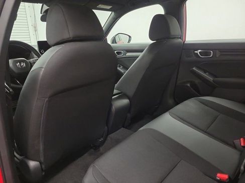 Used 2025 Honda Civic Sport image 13