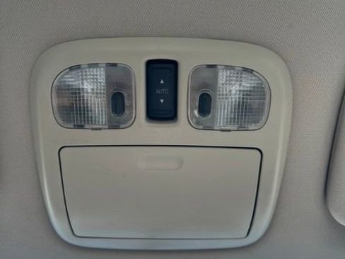 Used 2011 Ford Fusion SE w/ 202A Rapid Spec Order Code FWD image 11
