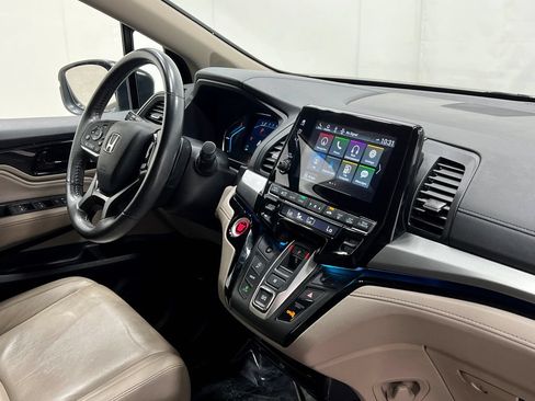 Used 2022 Honda Odyssey Touring image 22