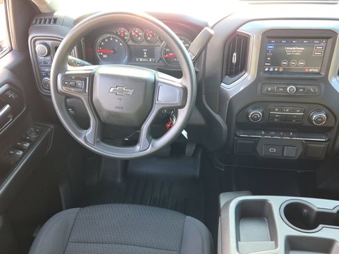 Used 2020 Chevrolet Silverado 1500 Custom Trail Boss w/ Custom Convenience Package image 13