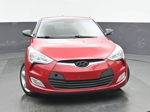 Used 2014 Hyundai Veloster w/ Style Package 02 FWD image 8