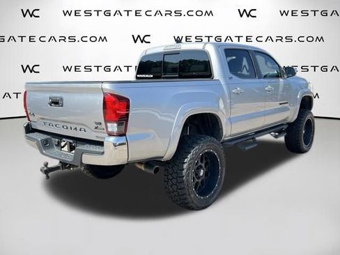Used 2019 Toyota Tacoma SR5 AWD/4WD image 7