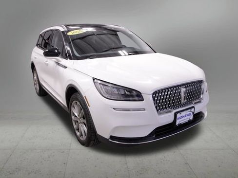 Used 2020 Lincoln Corsair Standard w/ Premium Package image 8