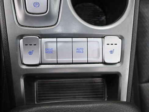 Used 2021 Hyundai Kona Limited w/ Cargo Package image 16