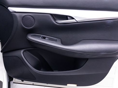 Used 2019 INFINITI QX50 Luxe w/ Cargo Package FWD image 34
