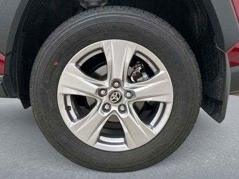 Used 2025 Toyota RAV4 XLE w/ Convenience Package AWD/4WD image 21