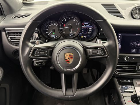 Certified 2024 Porsche Macan image 45