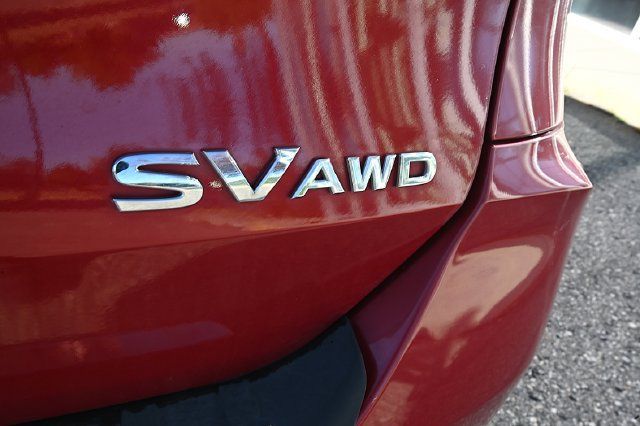 Used 2017 Nissan Rogue SV AWD/4WD image 7