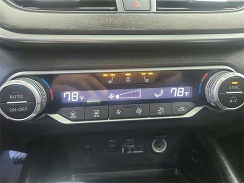 Used 2023 Nissan Altima 2.5 SL image 18