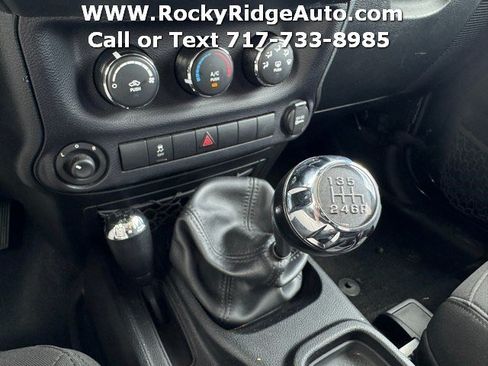 Used 2016 Jeep Wrangler Sport AWD/4WD image 15