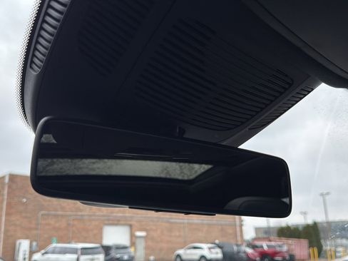 Used 2020 Mercedes-Benz GLS 450 4MATIC image 25