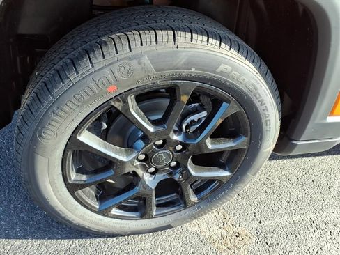 New 2026 Jeep Compass Latitude image 6