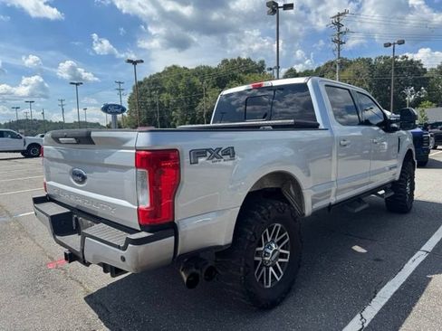 Used 2019 Ford F250 Lariat AWD/4WD image 8