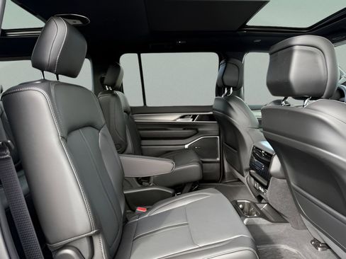 New 2026 Jeep Grand Wagoneer 4WD image 10