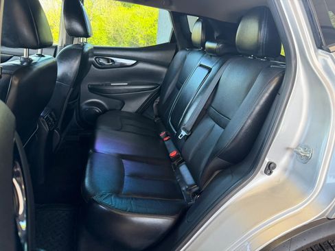 Used 2017 Nissan Rogue Sport SL w/ SL Premium Package image 23