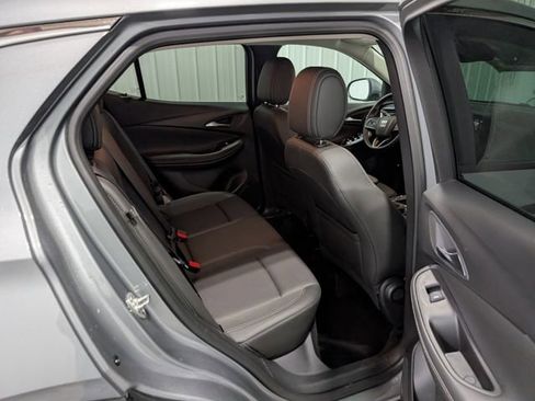 Used 2025 Buick Encore GX Preferred AWD/4WD image 25