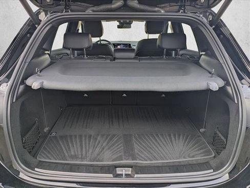 Certified 2025 Mercedes-Benz GLA 250 image 4