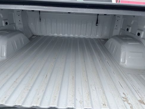 Used 2024 GMC Sierra 1500 Pro w/ Pro Value Package image 9