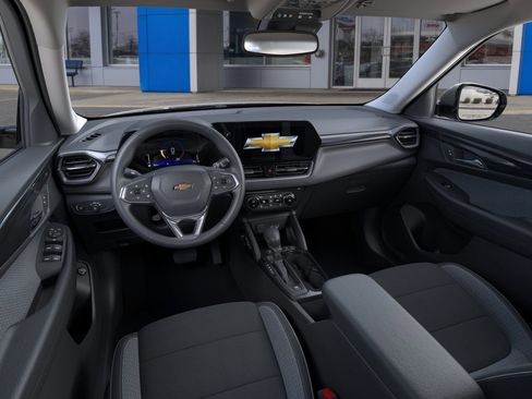 New 2026 Chevrolet TrailBlazer LT w/ Convenience Package image 8