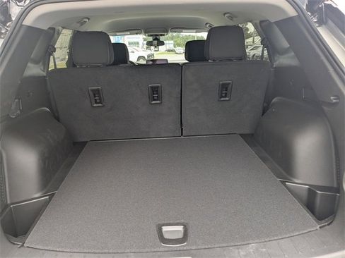 New 2025 Chevrolet Blazer LT w/ Midnight/Sport Edition image 13