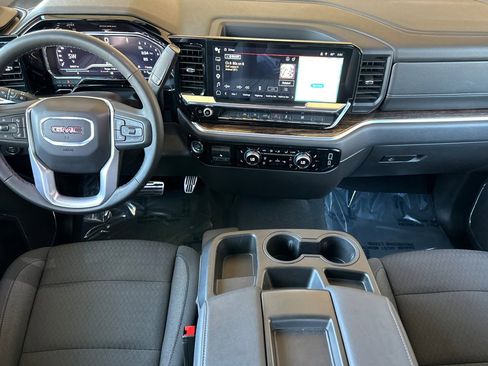 Certified 2025 GMC Sierra 1500 Elevation image 14