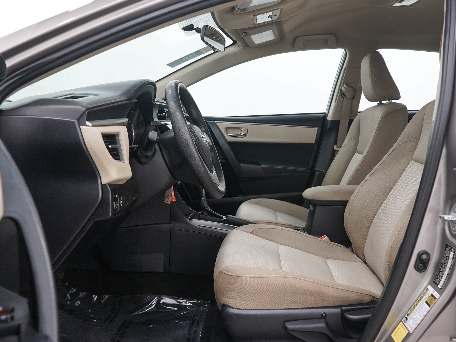 Used 2016 Toyota Corolla LE FWD image 22