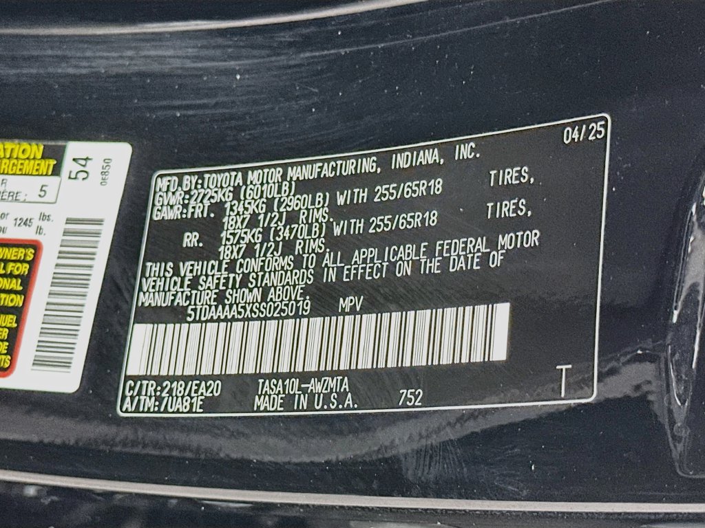 Used 2025 Toyota Grand Highlander FWD image 32