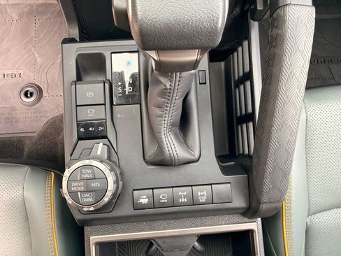 Used 2025 Toyota 4Runner Trailhunter AWD/4WD image 26