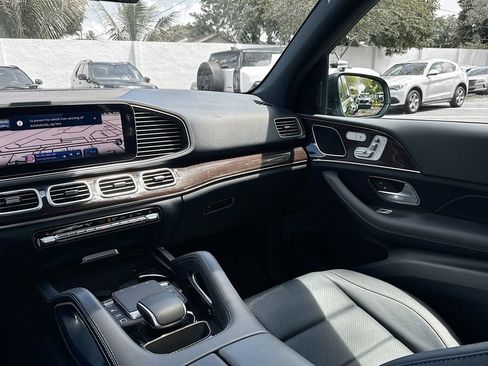 Used 2025 Mercedes-Benz GLE 350 4MATIC image 25