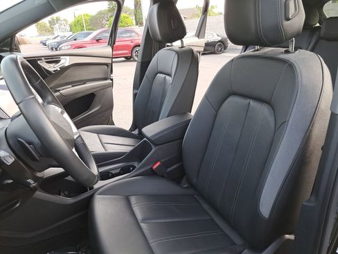 Certified 2024 Audi Q4 e-tron Premium RWD image 15