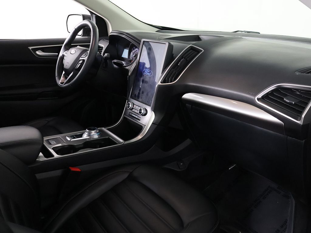 Used 2024 Ford Edge SEL w/ Convenience Package AWD/4WD image 26