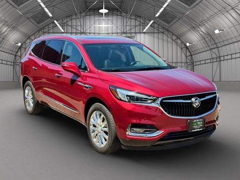Used 2018 Buick Enclave Premium w/ Experience Buick Package AWD/4WD image 1