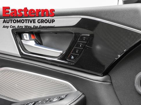 Used 2023 Acura MDX SH-AWD image 21