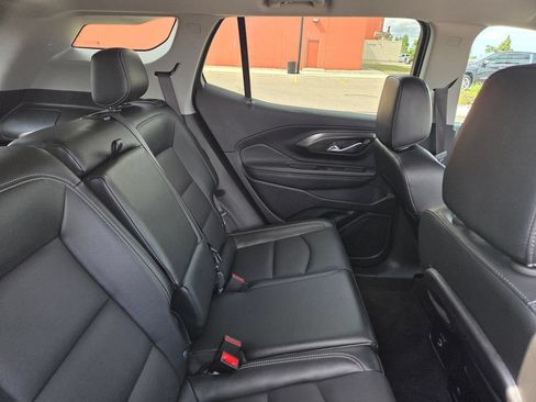 Used 2024 GMC Terrain SLT AWD/4WD image 41