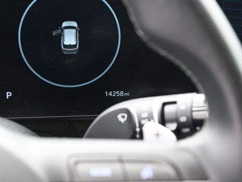 Used 2024 Hyundai Kona SEL w/ Convenience Package image 20