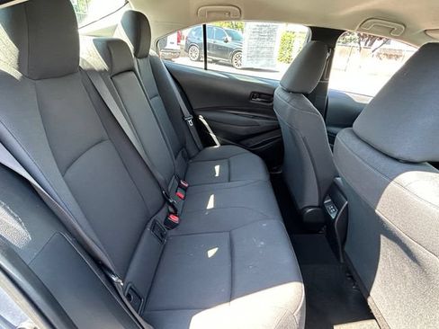 Used 2023 Toyota Corolla LE FWD image 29