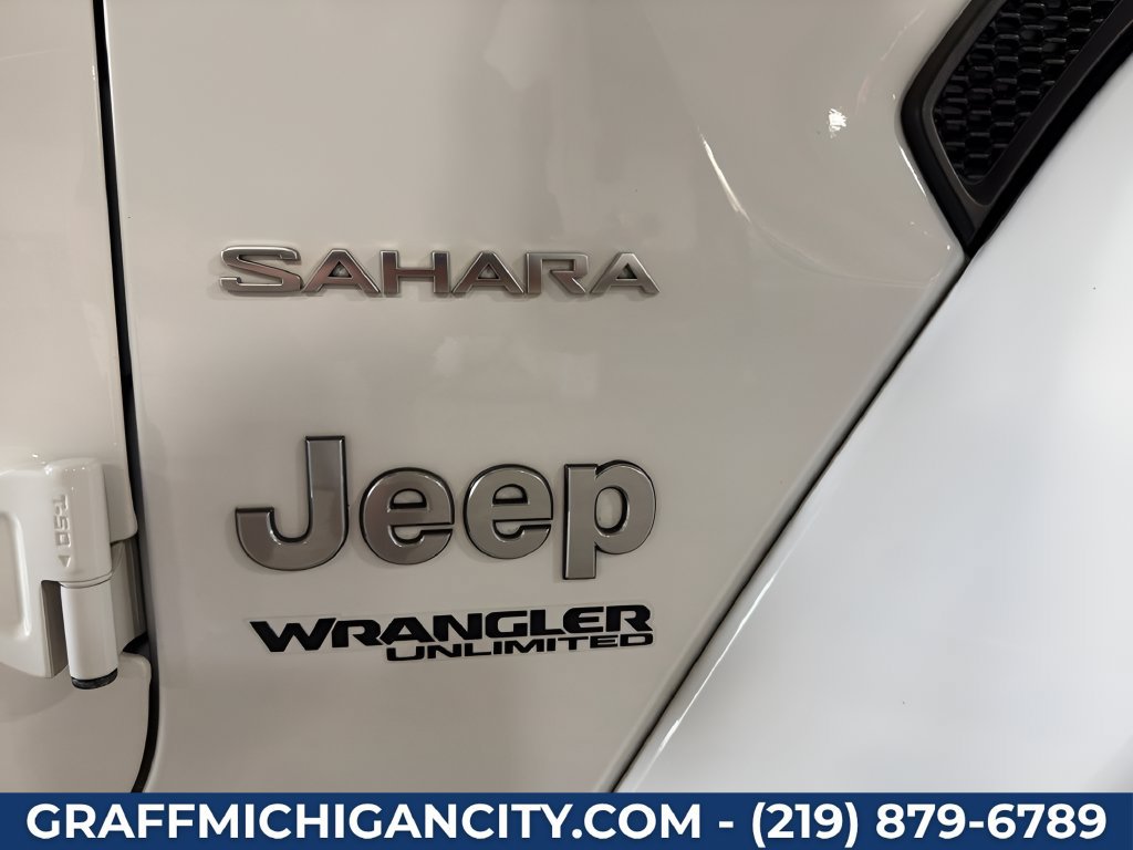 Used 2018 Jeep Wrangler Unlimited Sahara AWD/4WD image 36