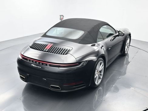 Certified 2022 Porsche 911 Carrera image 38
