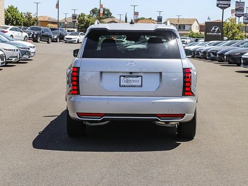 New 2026 Hyundai Palisade Calligraphy AWD/4WD image 4