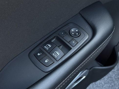 Used 2022 Dodge Challenger R/T Scat Pack image 5