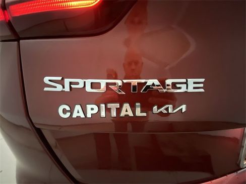 Used 2020 Kia Sportage EX w/ EX Technology Package image 27