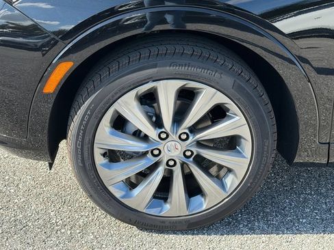 New 2026 Buick Envista Avenir FWD image 11