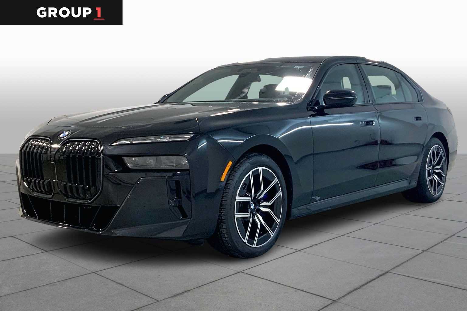 Used 2026 BMW 760i xDrive w/ Executive Package AWD/4WD image 1