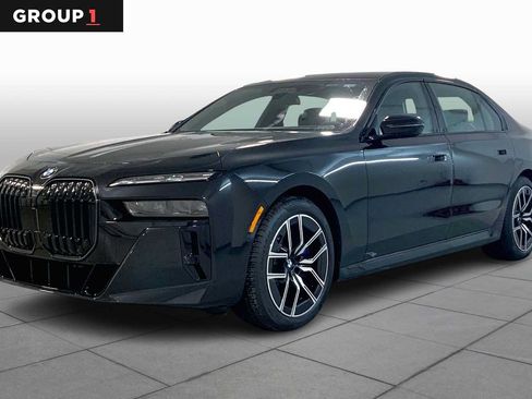 Used 2026 BMW 760i xDrive w/ Executive Package AWD/4WD image 1