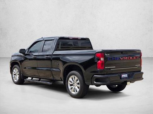 Used 2022 Chevrolet Silverado 1500 Custom RWD image 7