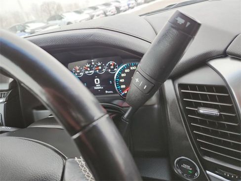 Certified 2020 Chevrolet Suburban Premier image 16